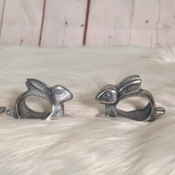 Vintage Pewter Silver Tone Rabbit Bunny Napkin Ring Set of Four Witchy Easter - Picture 15 of 17